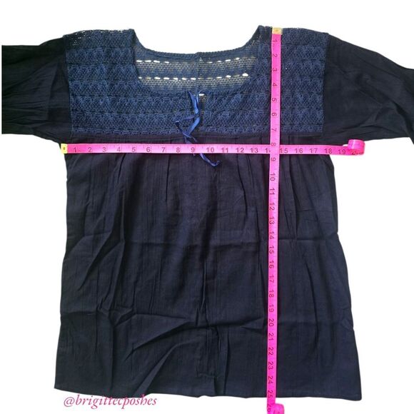 HANDMADE Traditional Laced Mexican Blouse - Picture 9 of 12